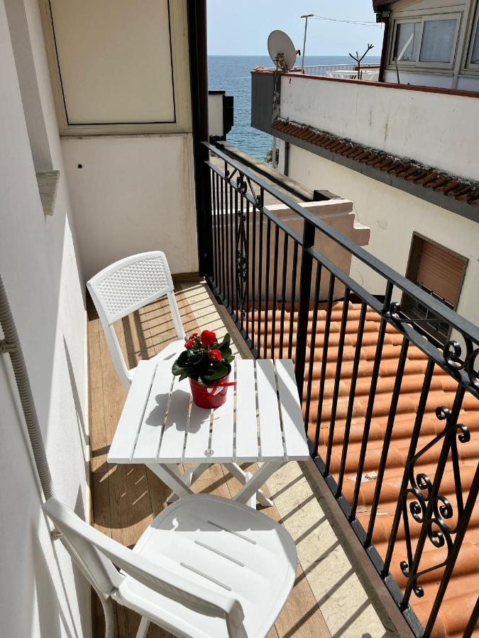 Apartamento Casa Peppino Letojanni Exterior foto